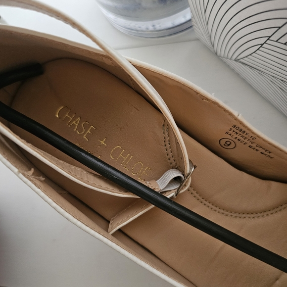 Chase + Chloe Elegant Cream Wedges - Picture 7 of 9